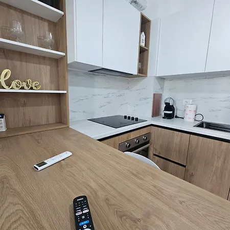 Cozy Nest - Check-in 24h Apartmán *